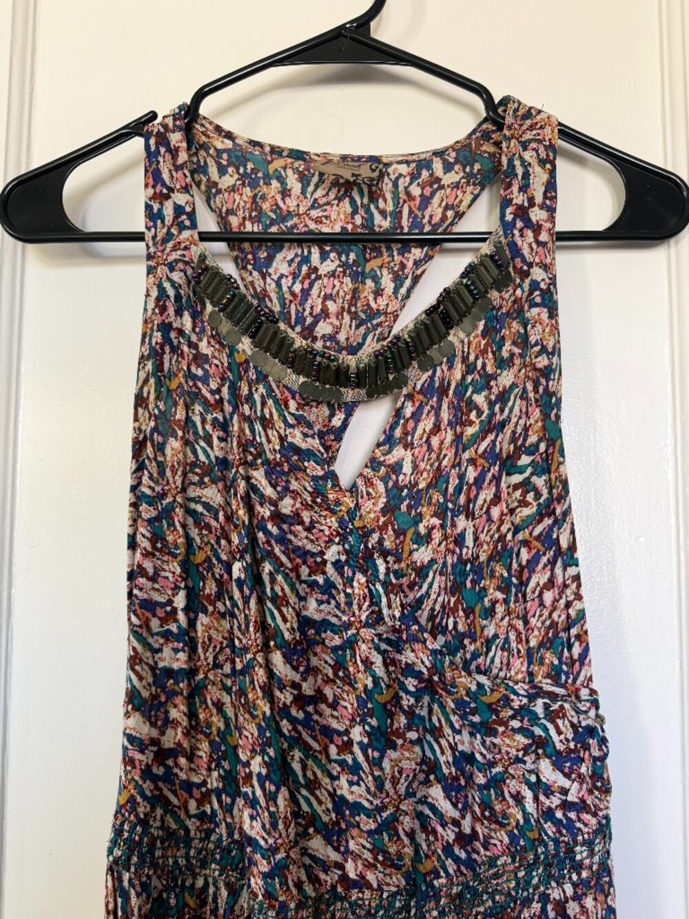 Boho Abstract Print Maxi Dress with Beaded Neckline – V-Neck Sleeveless
